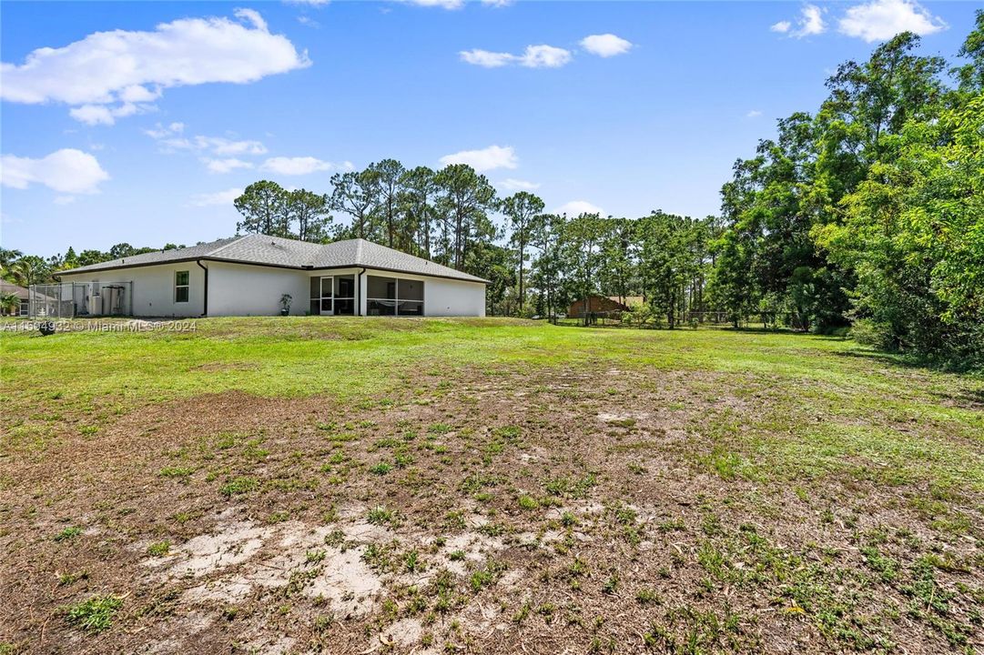 For Sale: $799,000 (4 beds, 3 baths, 2373 Square Feet)