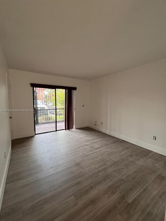 Recently Rented: $2,500 (2 beds, 2 baths, 750 Square Feet)