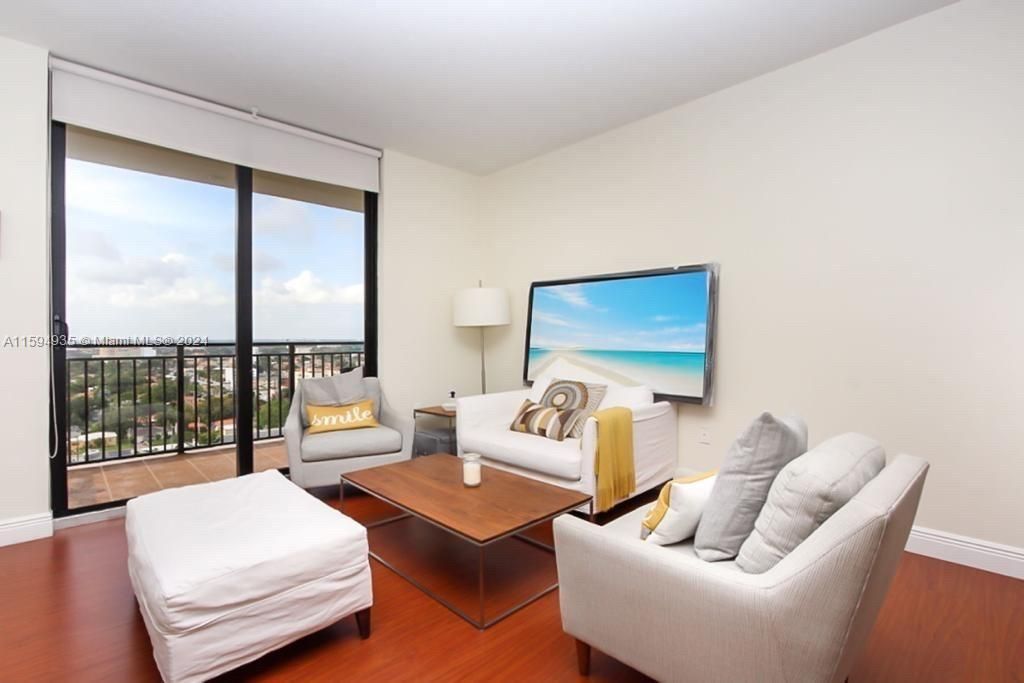 Active With Contract: $3,500 (2 beds, 2 baths, 1020 Square Feet)
