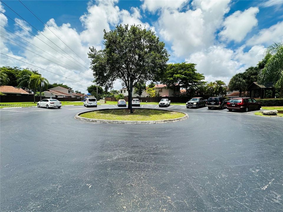 Recently Sold: $465,000 (3 beds, 2 baths, 1190 Square Feet)