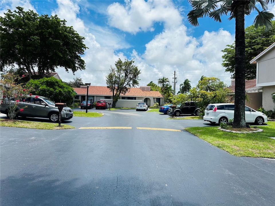 Recently Sold: $465,000 (3 beds, 2 baths, 1190 Square Feet)