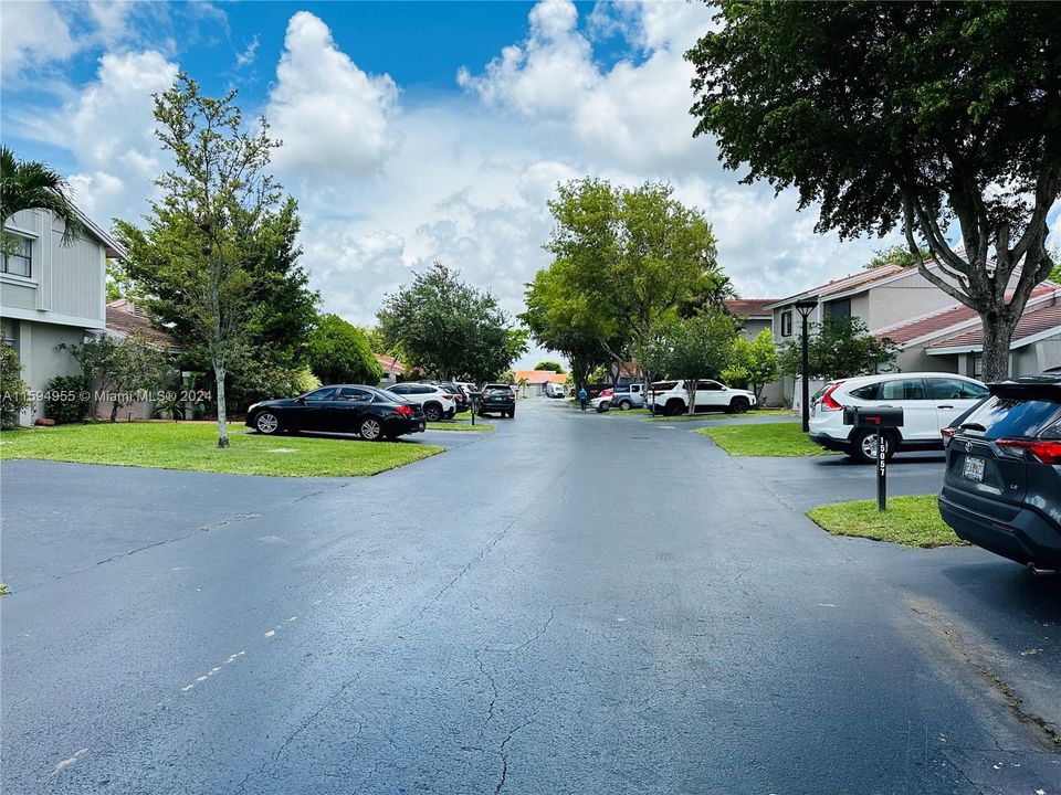 Recently Sold: $465,000 (3 beds, 2 baths, 1190 Square Feet)