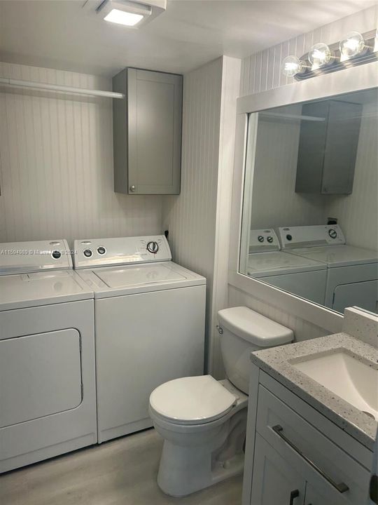 Recently Rented: $2,300 (2 beds, 2 baths, 1236 Square Feet)