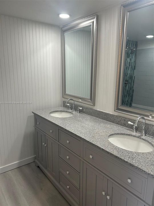 Recently Rented: $2,300 (2 beds, 2 baths, 1236 Square Feet)