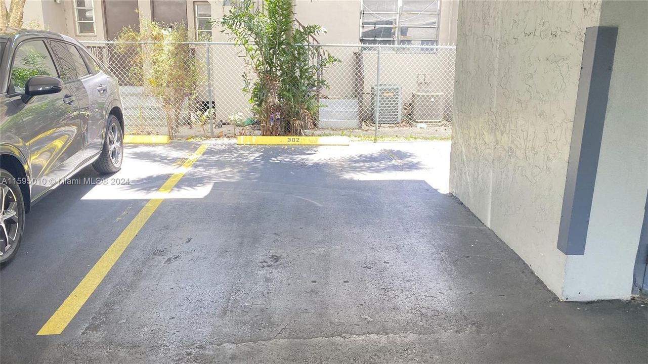 Recently Rented: $2,100 (2 beds, 1 baths, 795 Square Feet)