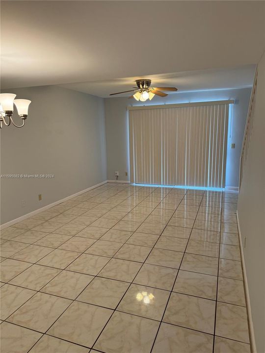 Active With Contract: $2,300 (2 beds, 2 baths, 1176 Square Feet)