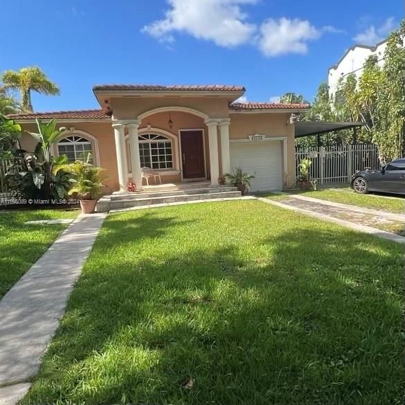 Recently Sold: $995,000 (3 beds, 3 baths, 1666 Square Feet)