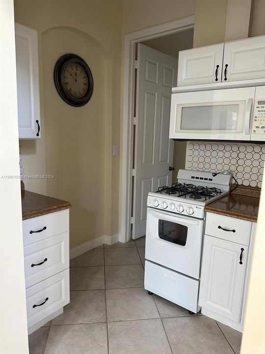 For Rent: $2,200 (1 beds, 1 baths, 0 Square Feet)