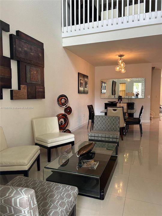 Recently Rented: $4,000 (4 beds, 3 baths, 2001 Square Feet)