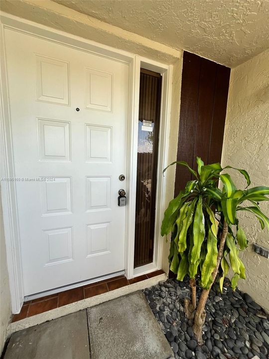 Recently Sold: $419,000 (3 beds, 2 baths, 1404 Square Feet)