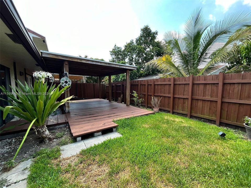 Recently Sold: $419,000 (3 beds, 2 baths, 1404 Square Feet)