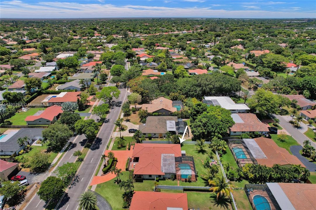 Active With Contract: $649,800 (4 beds, 2 baths, 2178 Square Feet)