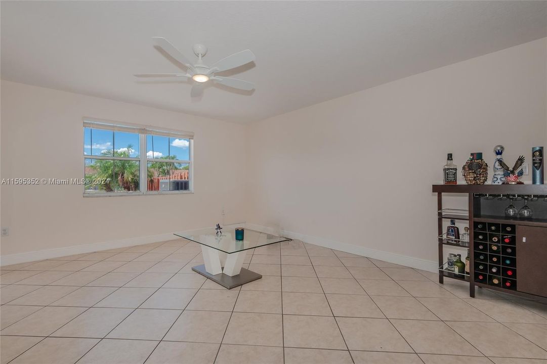 Active With Contract: $4,000 (4 beds, 3 baths, 2342 Square Feet)