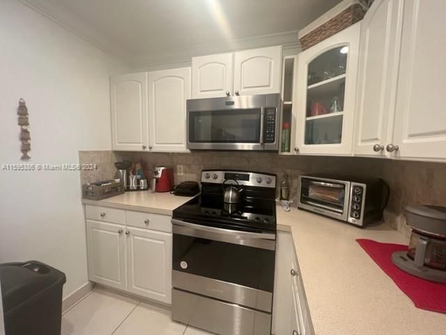 Recently Rented: $2,300 (2 beds, 2 baths, 1055 Square Feet)