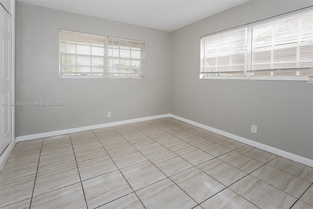 Recientemente alquilado: $2,590 (3 camas, 2 baños, 1544 Pies cuadrados)