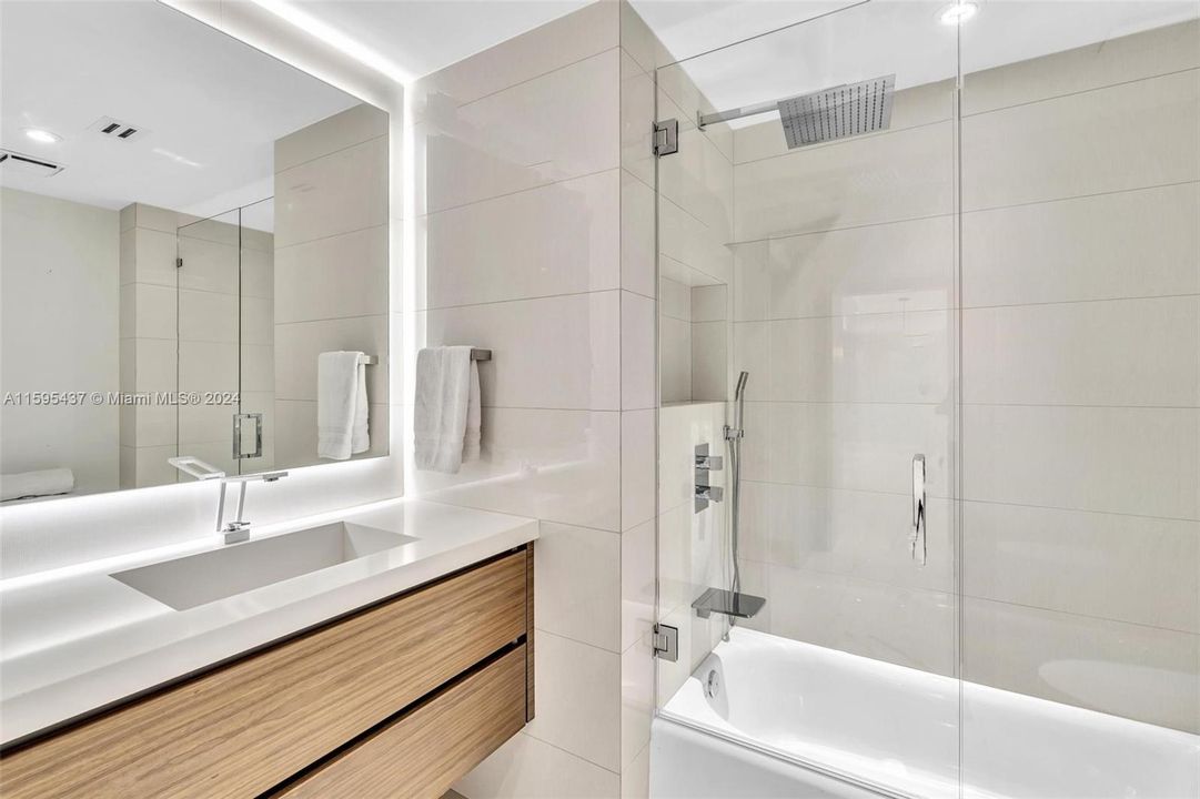 BEAUTIFUL SECOND BATHROOM IS COMPLETELY REDONE!