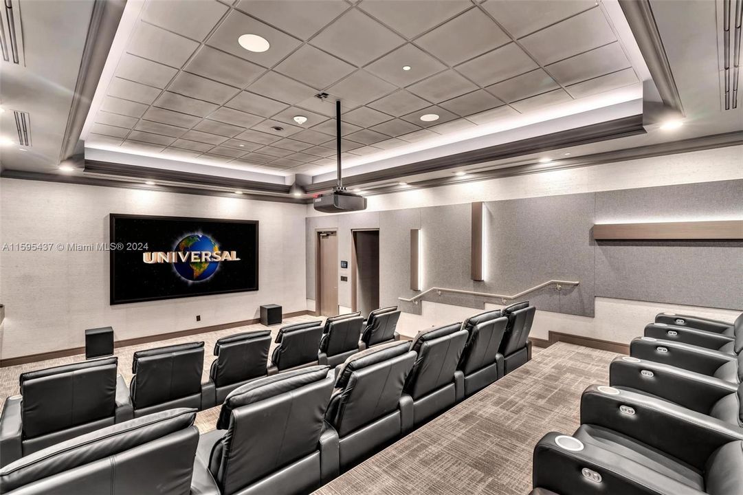 Recently Rented: $7,500 (2 beds, 2 baths, 1750 Square Feet)