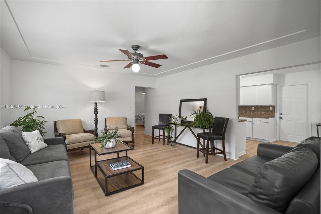 Active With Contract: $4,100 (3 beds, 2 baths, 0 Square Feet)