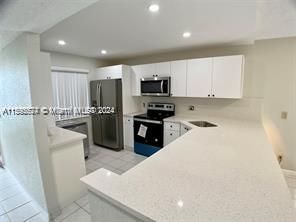 For Sale: $370,000 (2 beds, 2 baths, 1231 Square Feet)