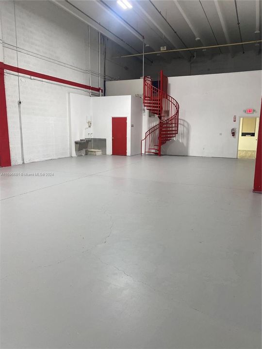 Recently Rented: $4,300 (0 beds, 0 baths, 0 Square Feet)