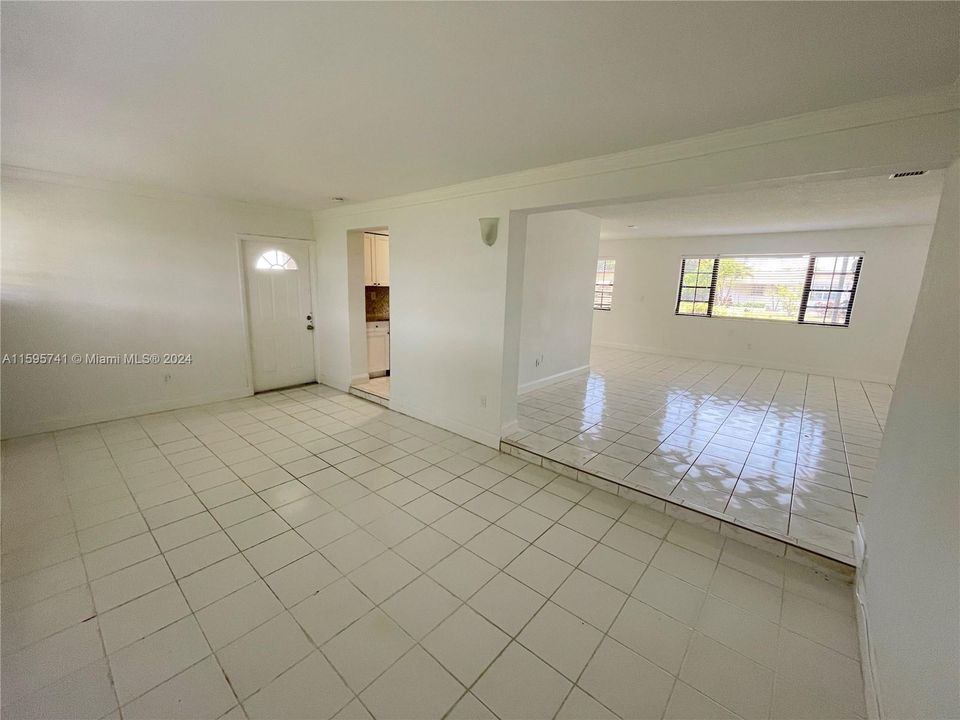 Activo con contrato: $524,900 (3 camas, 2 baños, 1268 Pies cuadrados)