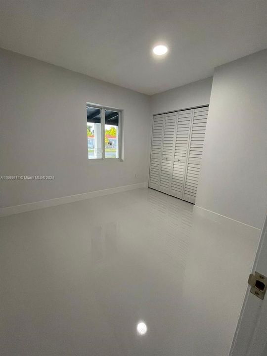 Recientemente alquilado: $4,850 (4 camas, 2 baños, 1776 Pies cuadrados)