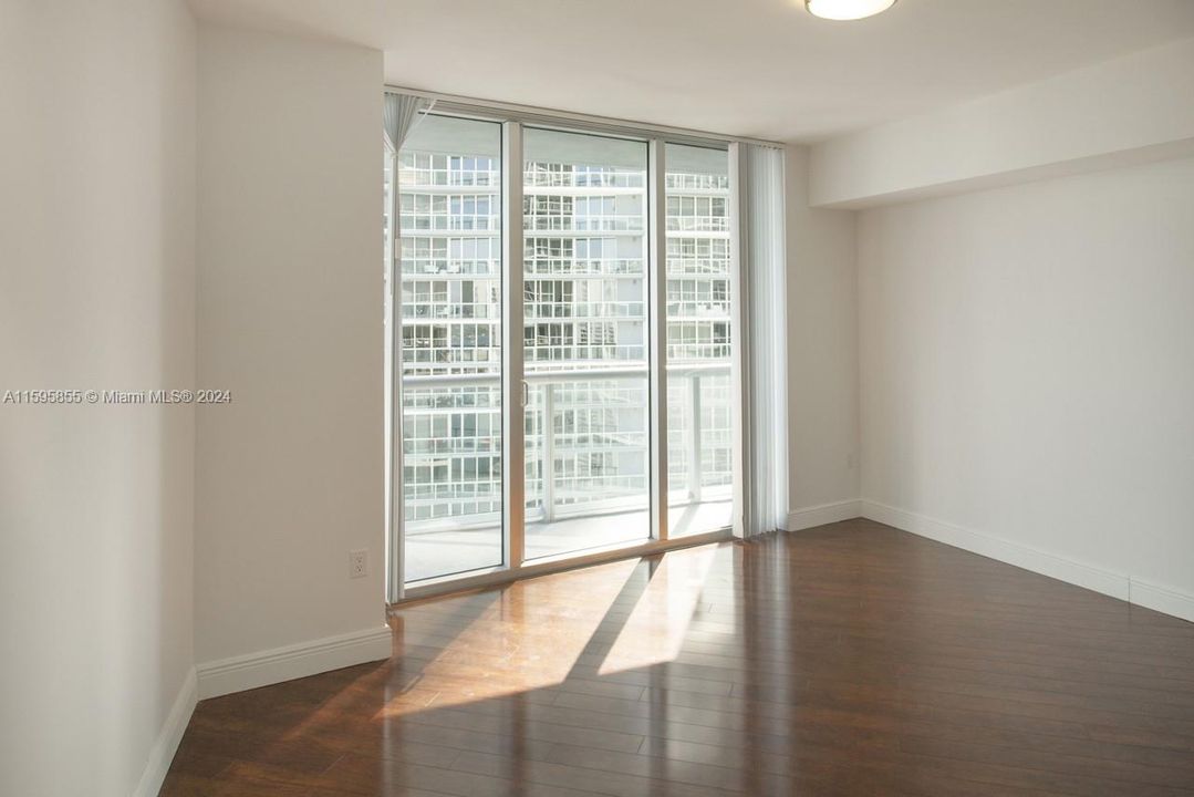 Недавно арендовано: $5,150 (2 спален, 2 ванн, 1290 Квадратных фут)