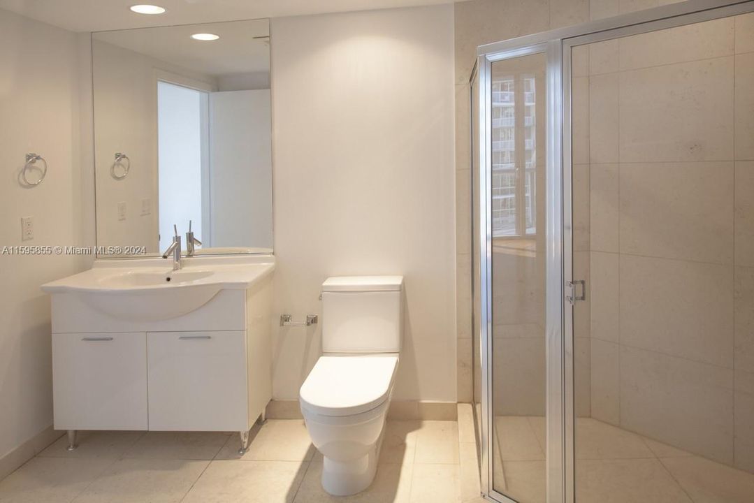 Недавно арендовано: $5,150 (2 спален, 2 ванн, 1290 Квадратных фут)