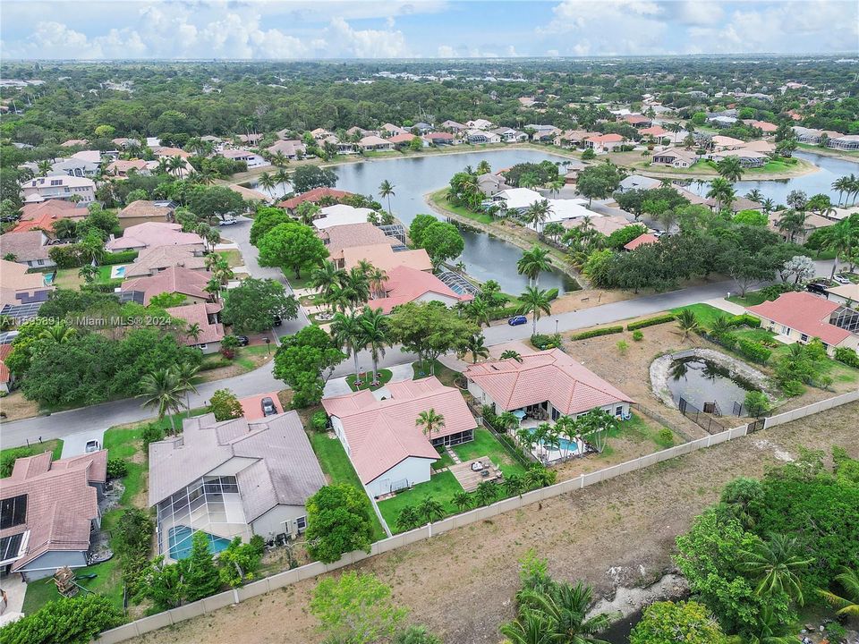 Active With Contract: $820,000 (4 beds, 3 baths, 2488 Square Feet)