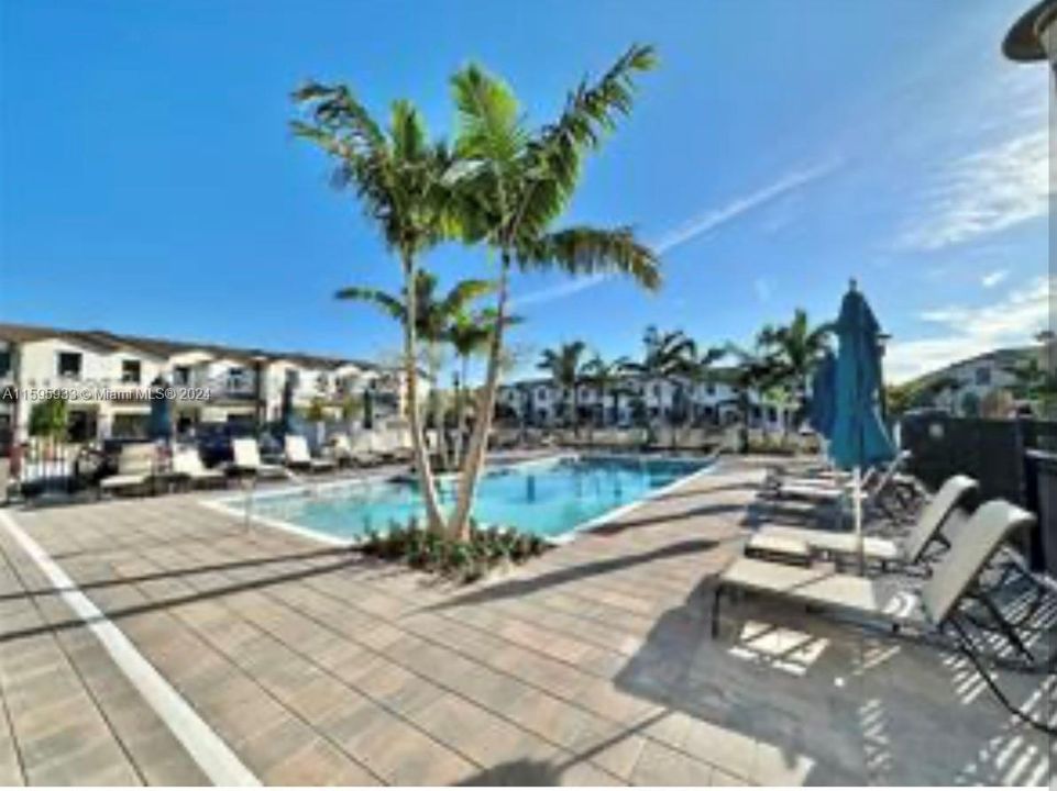 Active With Contract: $4,100 (4 beds, 2 baths, 0 Square Feet)