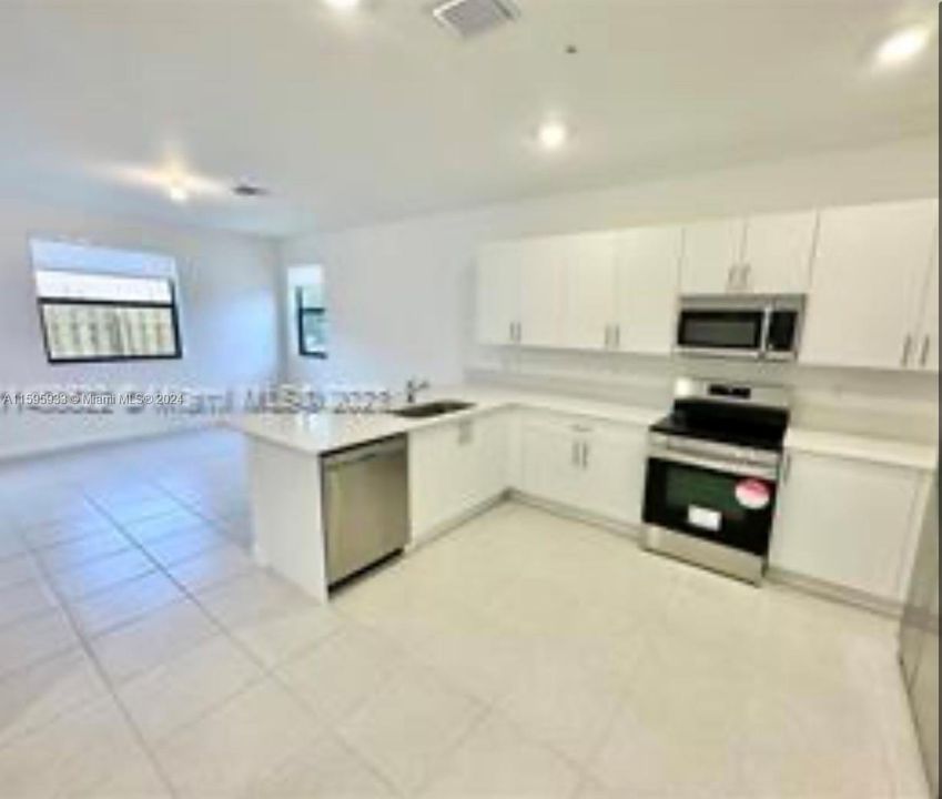 Active With Contract: $4,100 (4 beds, 2 baths, 0 Square Feet)