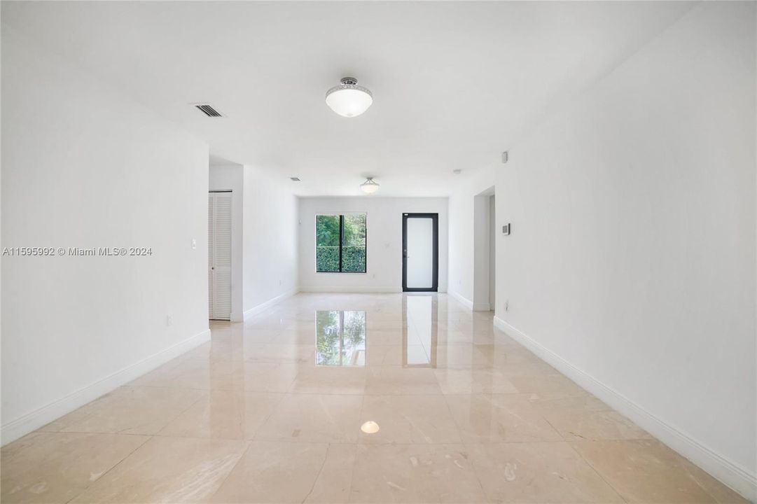 Active With Contract: $7,500 (4 beds, 2 baths, 1898 Square Feet)