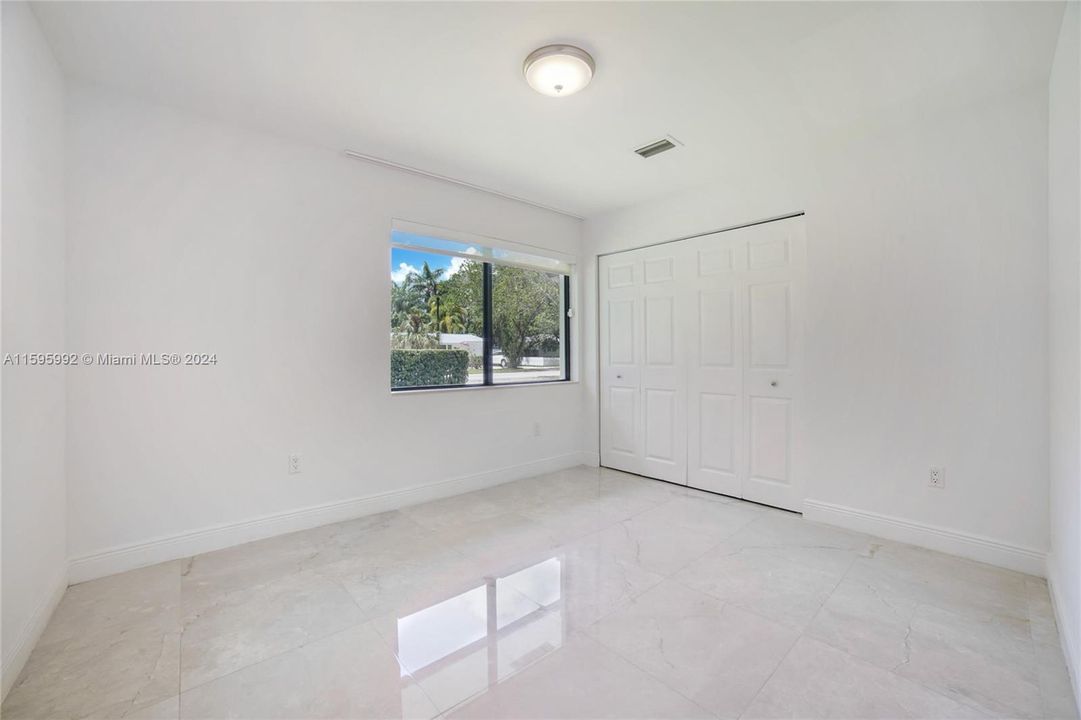 Active With Contract: $7,500 (4 beds, 2 baths, 1898 Square Feet)