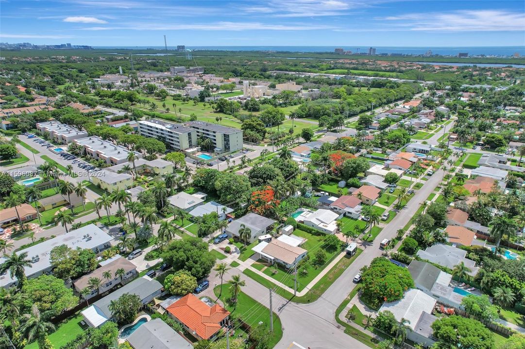 For Sale: $675,000 (2 beds, 2 baths, 1432 Square Feet)