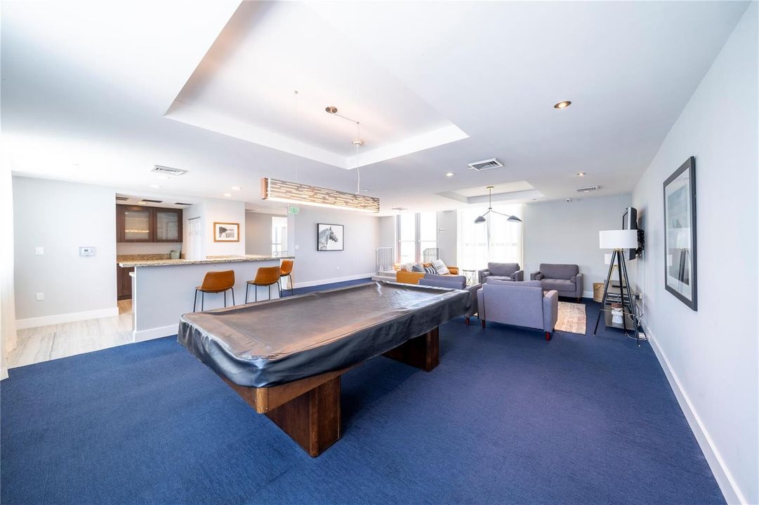 Pay room - Pool room