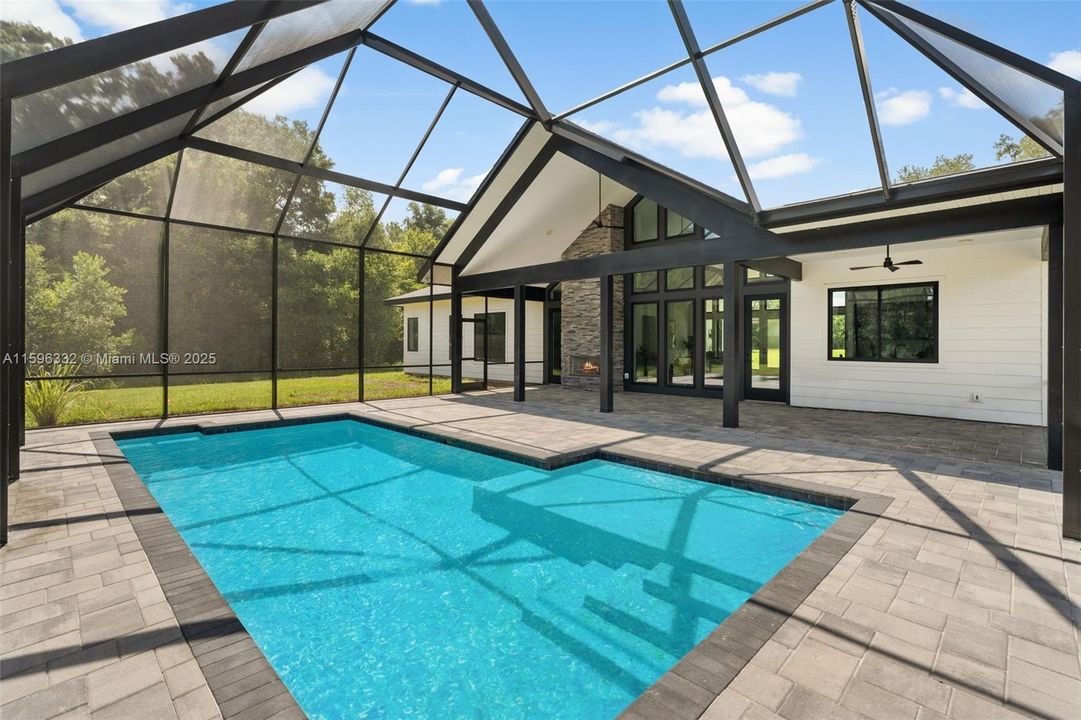 Recently Sold: $1,299,900 (5 beds, 4 baths, 3187 Square Feet)