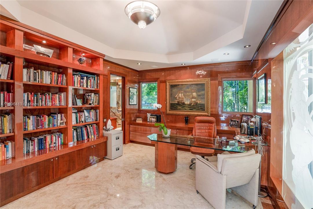 For Sale: $5,800,000 (5 beds, 4 baths, 6680 Square Feet)