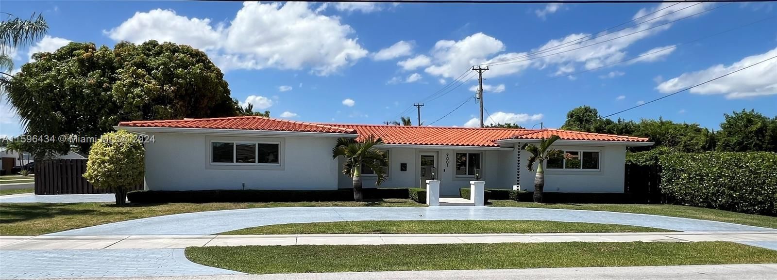 Recently Rented: $4,900 (4 beds, 2 baths, 2077 Square Feet)
