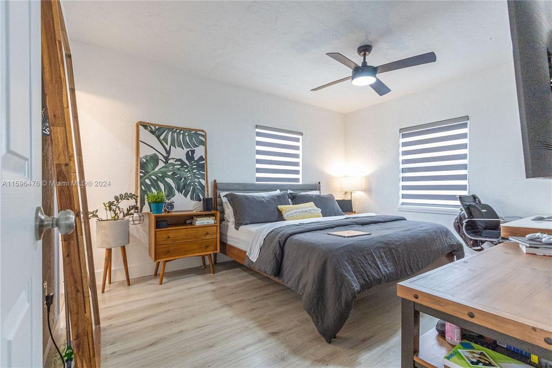 Recently Rented: $3,500 (3 beds, 2 baths, 1186 Square Feet)