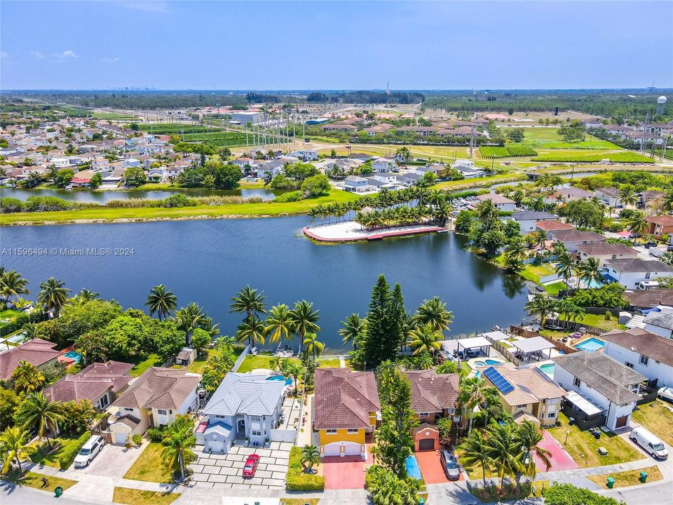 Active With Contract: $720,000 (4 beds, 2 baths, 2032 Square Feet)