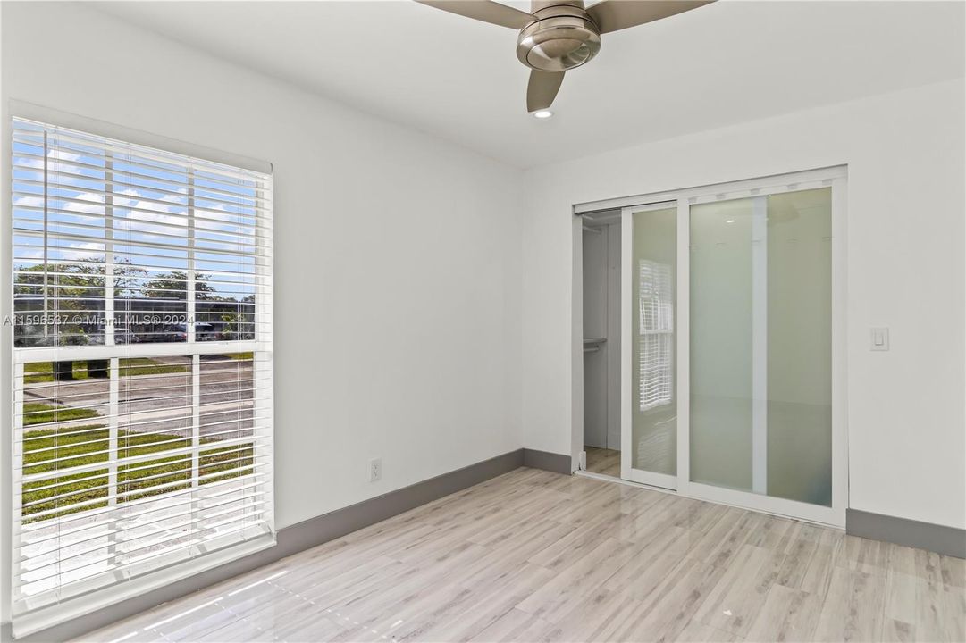 Active With Contract: $3,500 (3 beds, 2 baths, 1655 Square Feet)