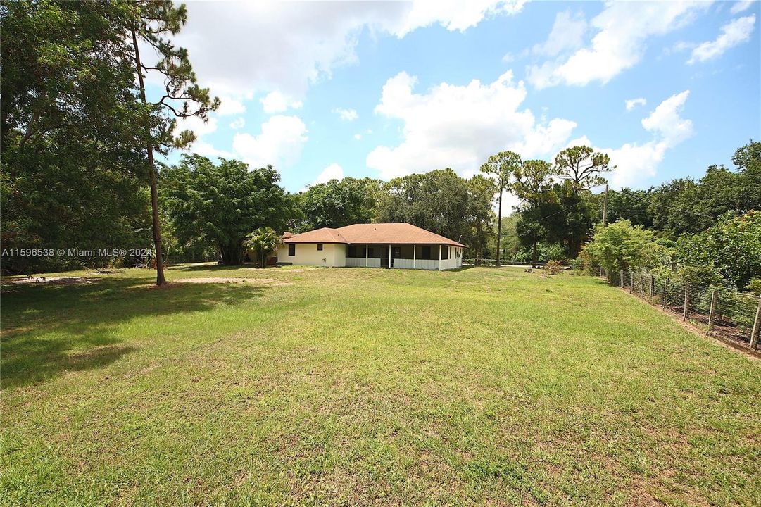 For Sale: $679,997 (3 beds, 2 baths, 2378 Square Feet)