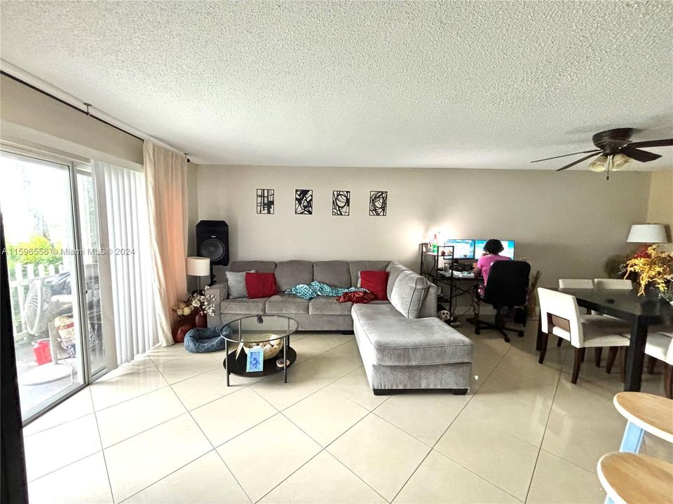 En Venta: $2,650,000 (2 camas, 2 baños, 1020 Pies cuadrados)