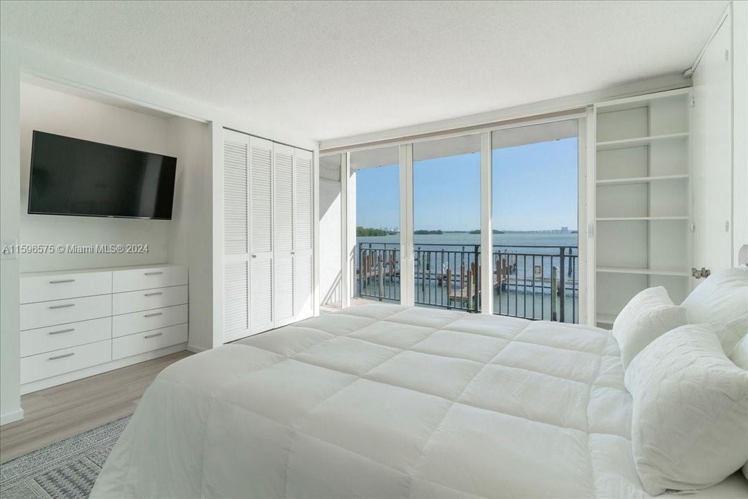 Vendido Recientemente: $369,000 (1 camas, 1 baños, 1042 Pies cuadrados)