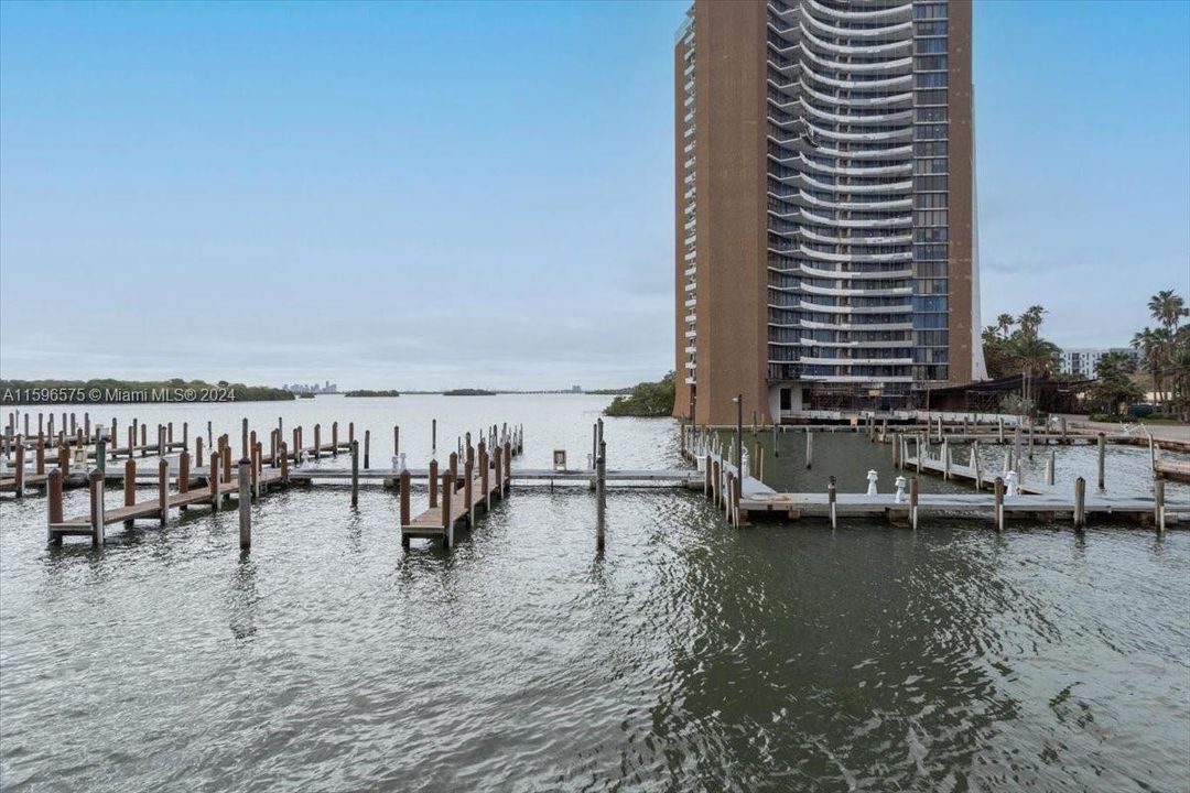 Vendido Recientemente: $369,000 (1 camas, 1 baños, 1042 Pies cuadrados)