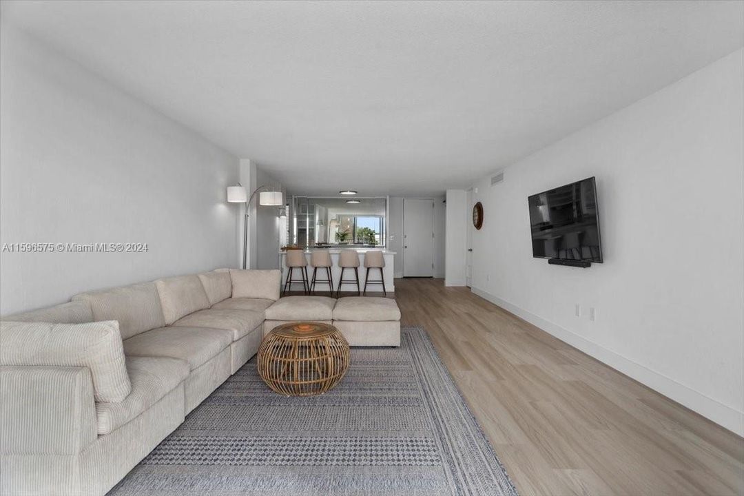 Vendido Recientemente: $369,000 (1 camas, 1 baños, 1042 Pies cuadrados)