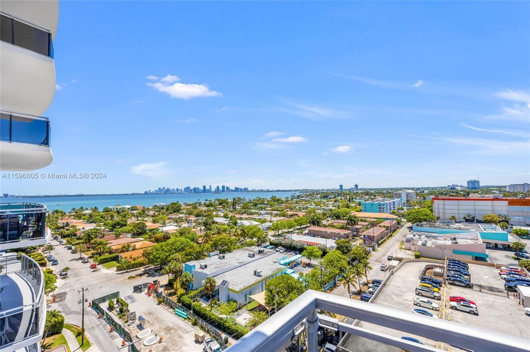 Recently Sold: $699,000 (2 beds, 2 baths, 1753 Square Feet)