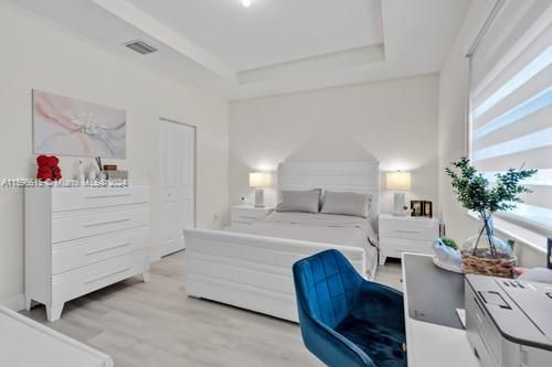 Recently Sold: $525,000 (3 beds, 2 baths, 1650 Square Feet)