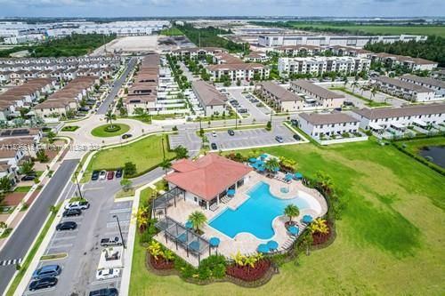 Recently Sold: $525,000 (3 beds, 2 baths, 1650 Square Feet)