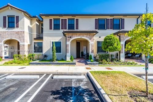 Recently Sold: $525,000 (3 beds, 2 baths, 1650 Square Feet)